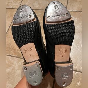 Bloch Girls Tap Shoes Size 5